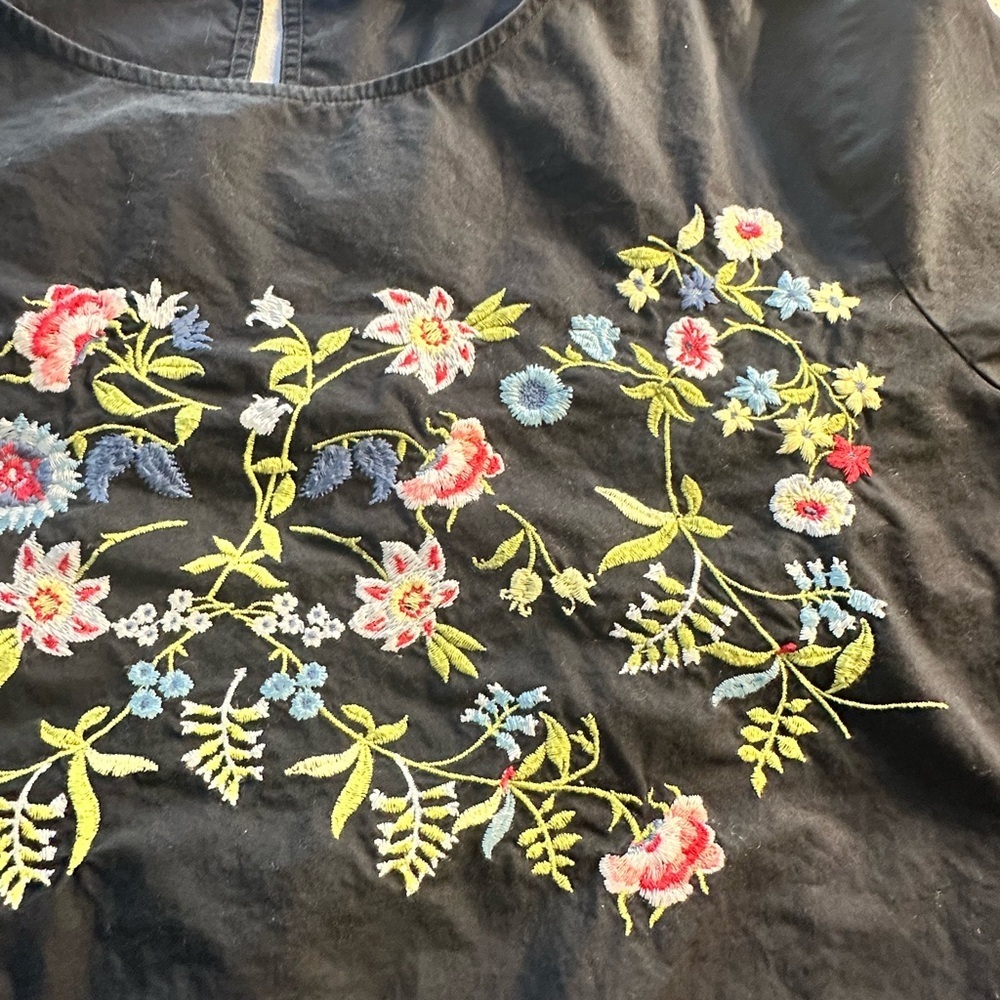 LOFT Black Blouse with Colorful Floral Embroidery & Bell Sleeves Sz Medium - Picture 7 of 11